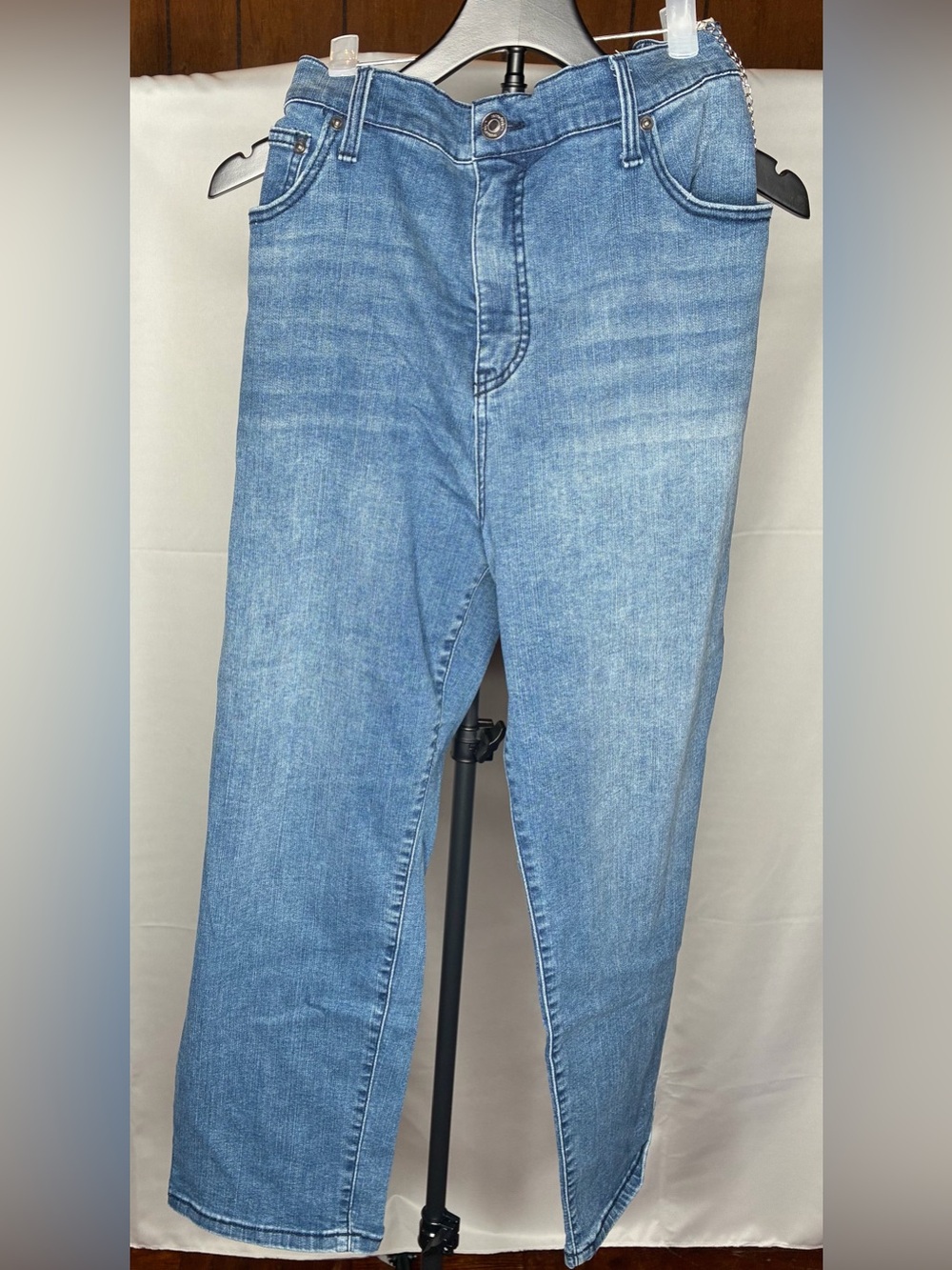 Men's Light Blue Denim Jeans - Classic Straight Fit